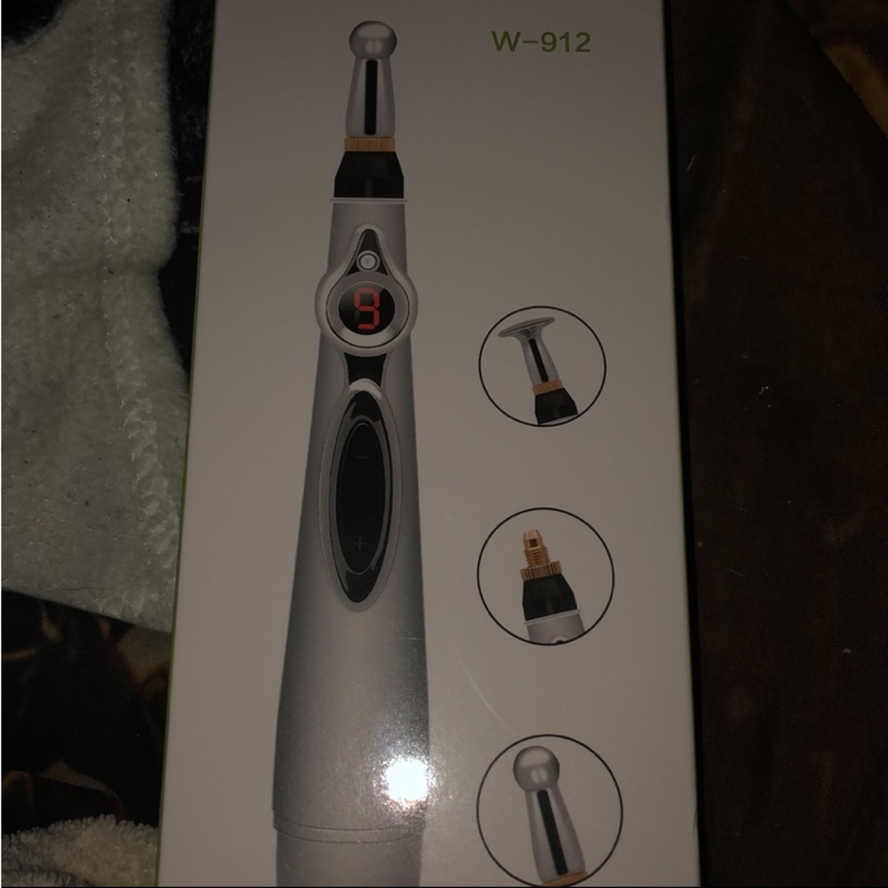 Acupuncture pen massager